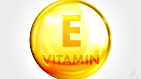 آتاکسی همراه با کمبود ویتامین E
