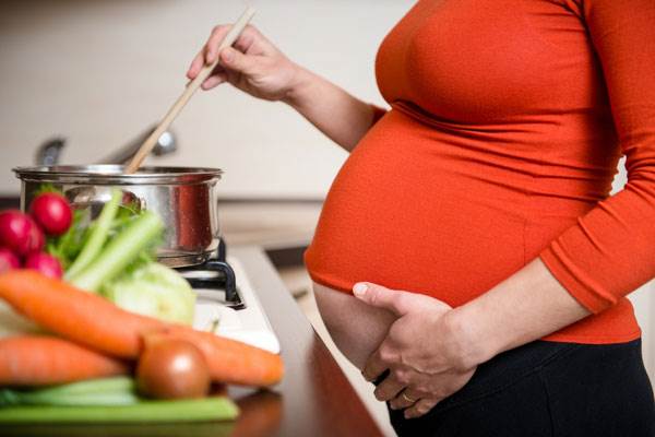تغذیه زنان باردار