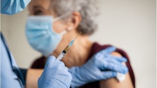 واکسن Novavax COVID-19 کارآیی خود را در برابر نوع SARS-CoV-2 آفریقای جنوبی نشان می دهد!