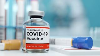 آیا واکسن ویروس COVID-19 روی بینایی شما تأثیر می گذارد؟