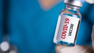 آنچه باید قبل، حین و بعد از دریافت واکسن COVID-19 بدانید!